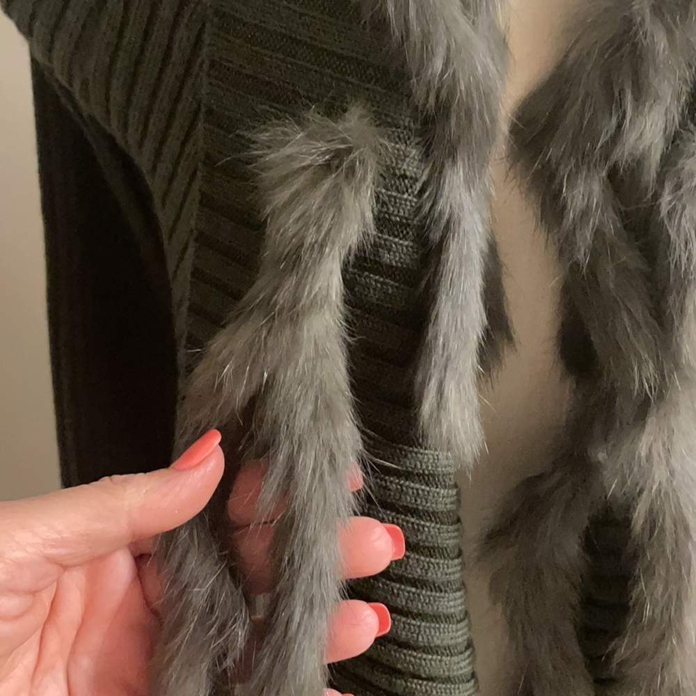 São Paulo green wool cardigan sweater with cascade rabbit fur open front Large - Picture 3 of 14